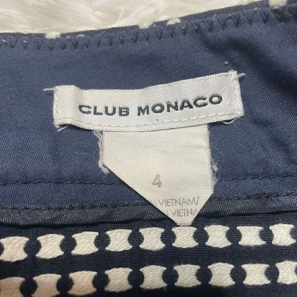 CLUB MONACO Shorts Navy Blue Polka Dot Scalloped Hem Size 4 - Picture 4 of 9